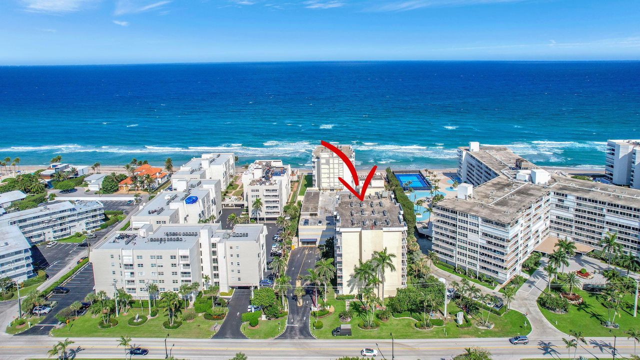 For Rent: $3,300 (2 beds, 2 baths, 983 Square Feet)