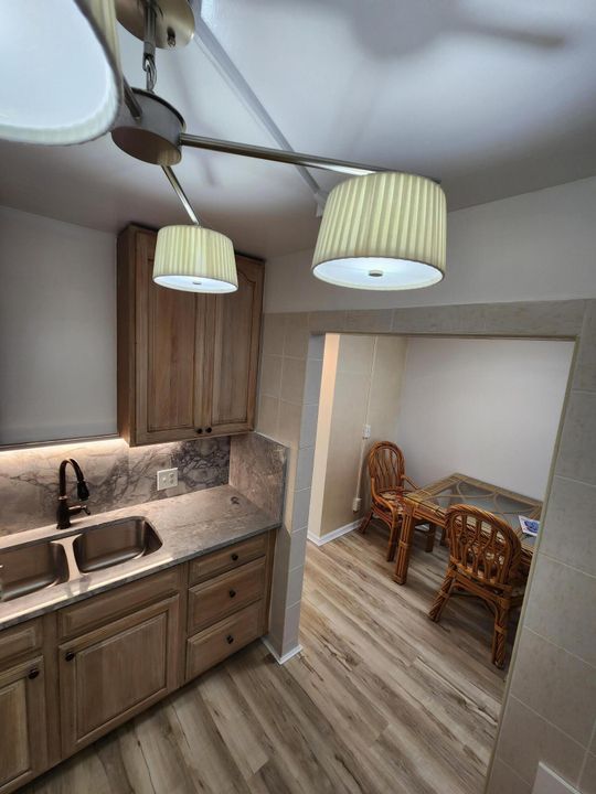 For Rent: $1,600 (1 beds, 1 baths, 600 Square Feet)