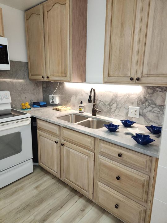 For Rent: $1,600 (1 beds, 1 baths, 600 Square Feet)