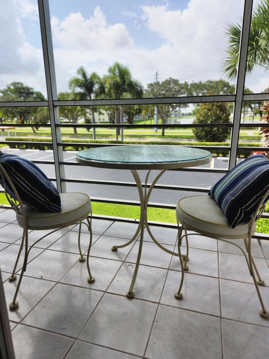 For Rent: $1,600 (1 beds, 1 baths, 600 Square Feet)