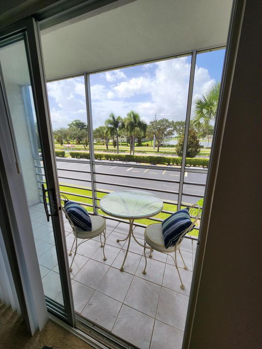 For Rent: $1,600 (1 beds, 1 baths, 600 Square Feet)