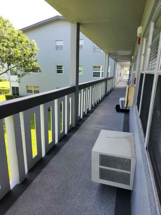 For Rent: $1,600 (1 beds, 1 baths, 600 Square Feet)