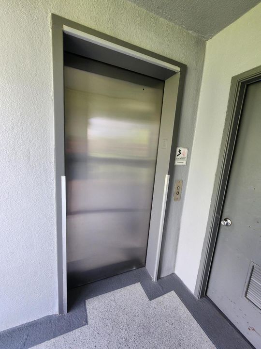 For Rent: $1,600 (1 beds, 1 baths, 600 Square Feet)