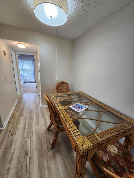 For Rent: $1,600 (1 beds, 1 baths, 600 Square Feet)