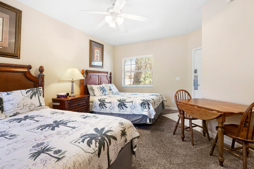 На продажу: $239,000 (2 спален, 2 ванн, 1312 Квадратных фут)