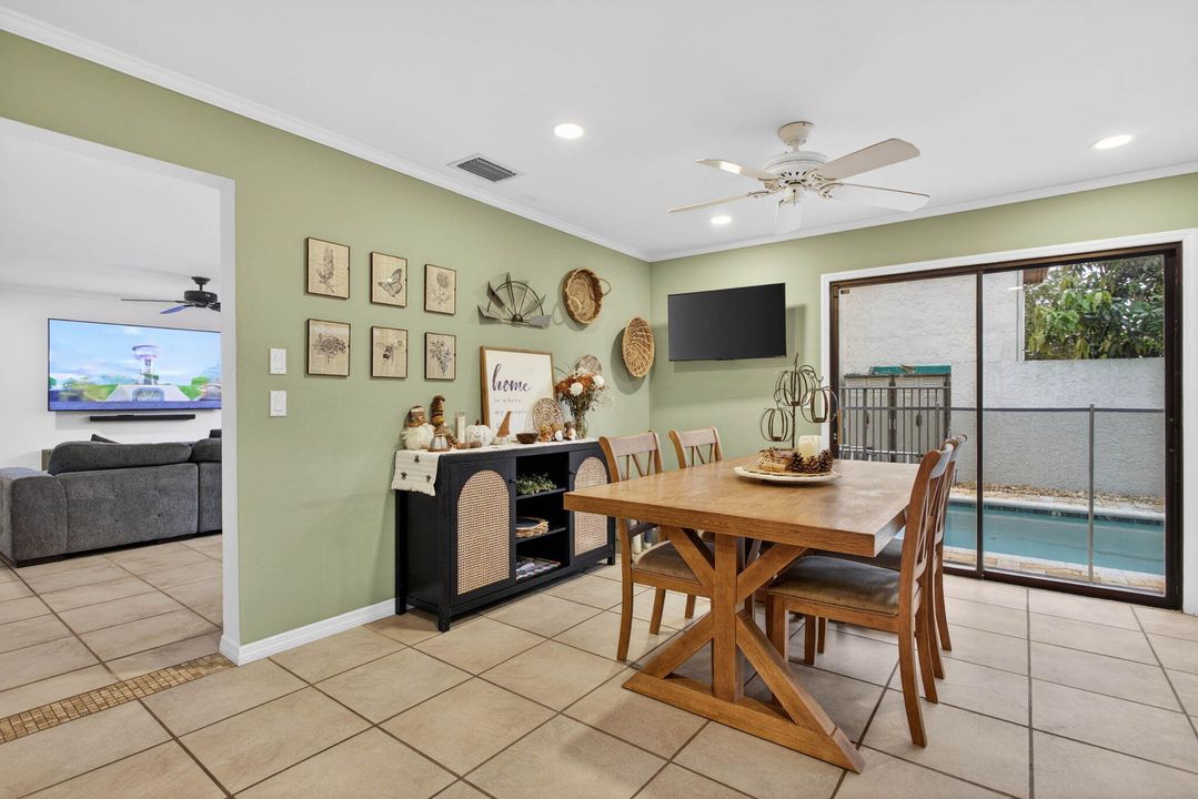 На продажу: $650,000 (3 спален, 2 ванн, 1912 Квадратных фут)