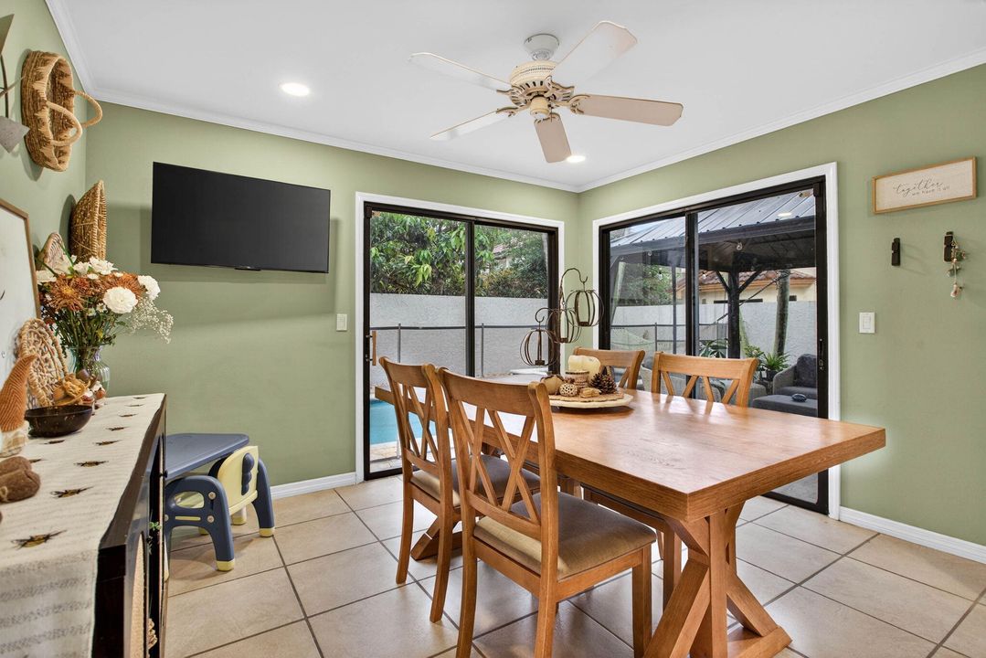 На продажу: $650,000 (3 спален, 2 ванн, 1912 Квадратных фут)