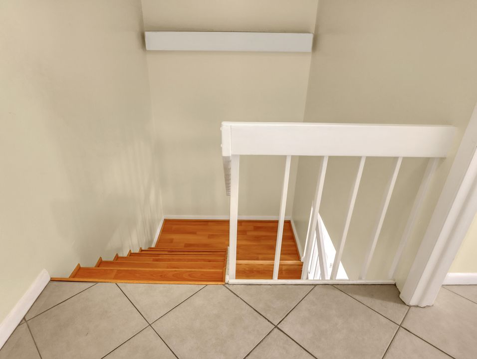 For Rent: $2,250 (2 beds, 2 baths, 1468 Square Feet)