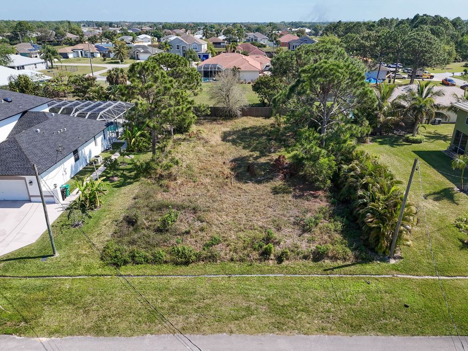 На продажу: $159,900 (0 спален, 0 ванн, 0 Квадратных фут)