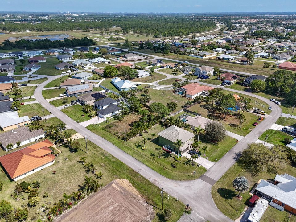 На продажу: $159,900 (0 спален, 0 ванн, 0 Квадратных фут)