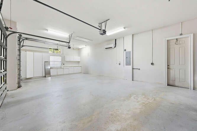 На продажу: $879,000 (4 спален, 3 ванн, 2545 Квадратных фут)