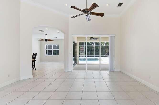 На продажу: $879,000 (4 спален, 3 ванн, 2545 Квадратных фут)