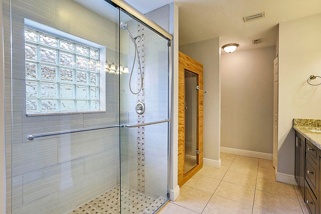 For Rent: $2,200 (3 beds, 2 baths, 1920 Square Feet)