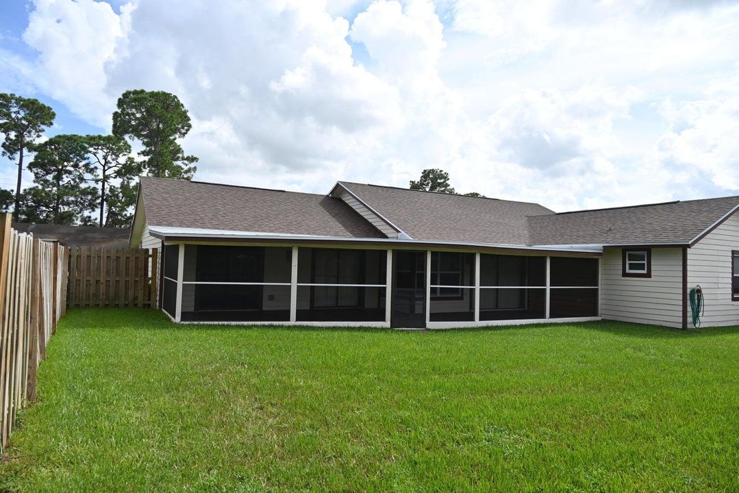 For Sale: $675,000 (3 beds, 2 baths, 1854 Square Feet)