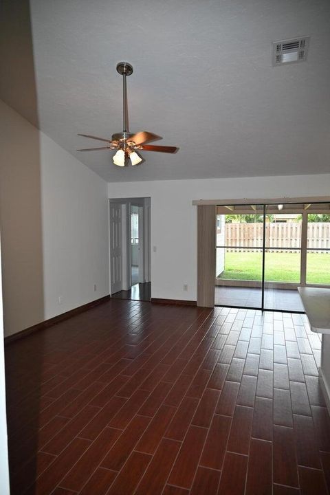 For Sale: $675,000 (3 beds, 2 baths, 1854 Square Feet)