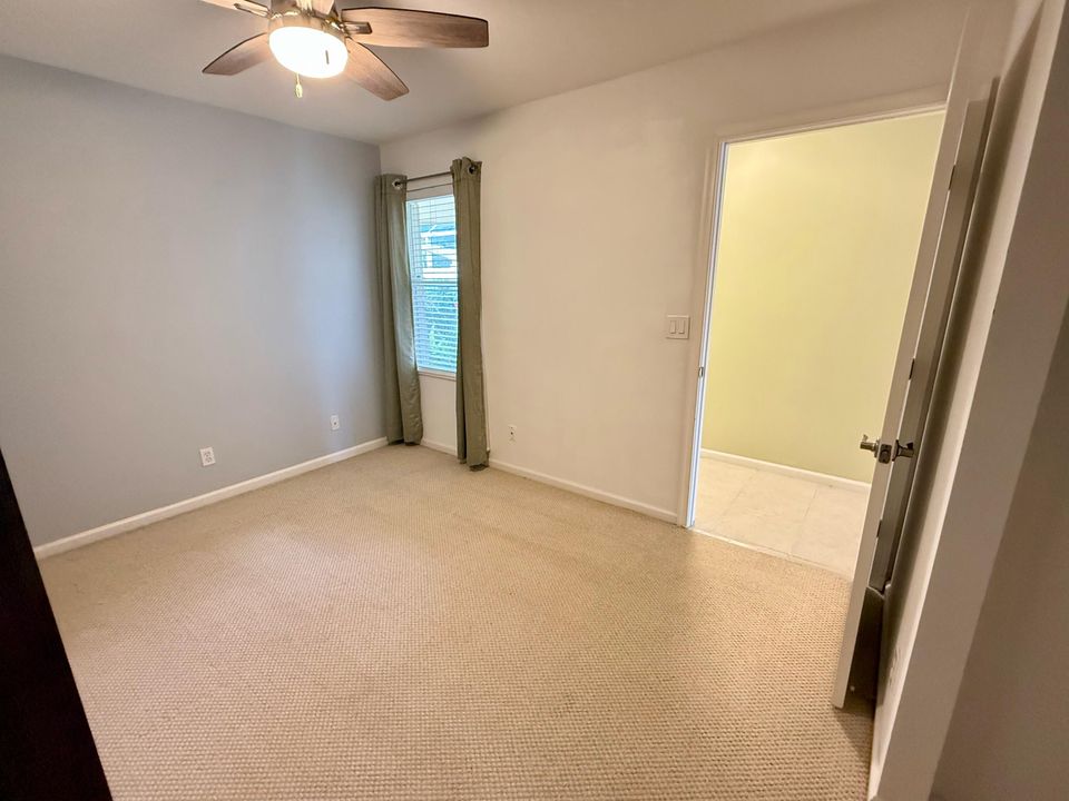 For Sale: $450,000 (2 beds, 2 baths, 1479 Square Feet)