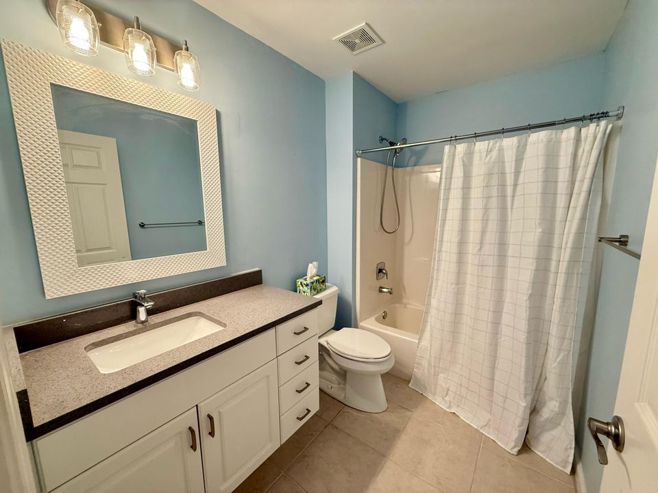 For Sale: $450,000 (2 beds, 2 baths, 1479 Square Feet)
