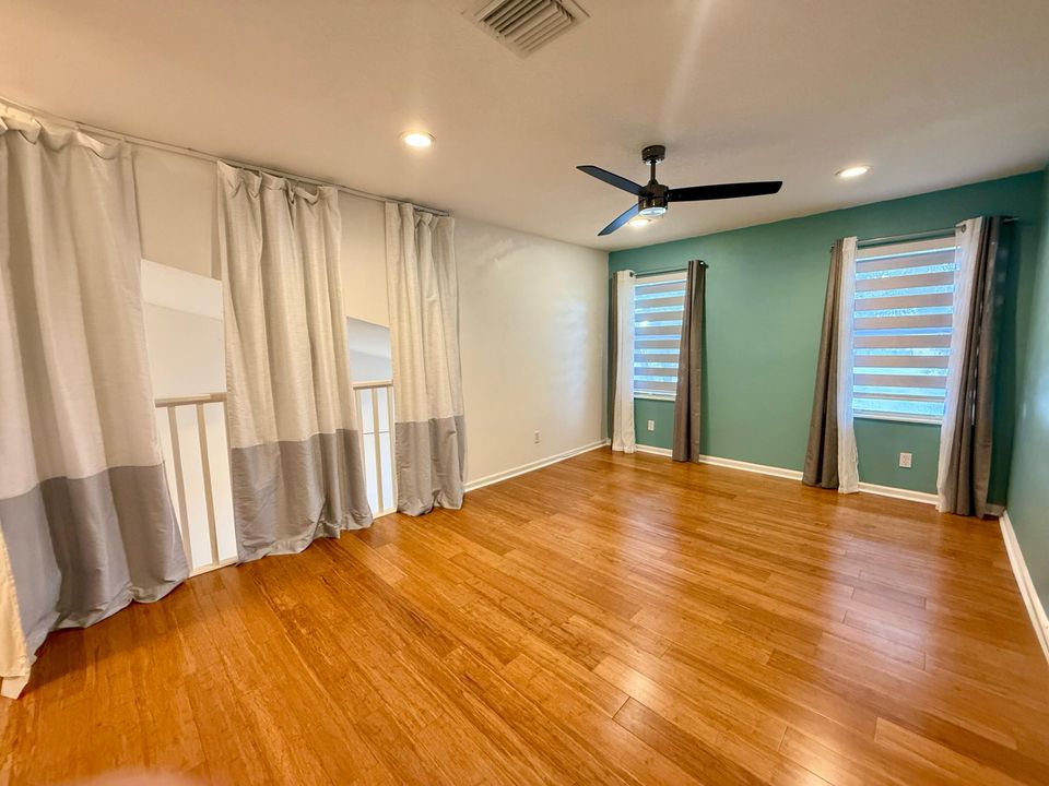For Sale: $450,000 (2 beds, 2 baths, 1479 Square Feet)
