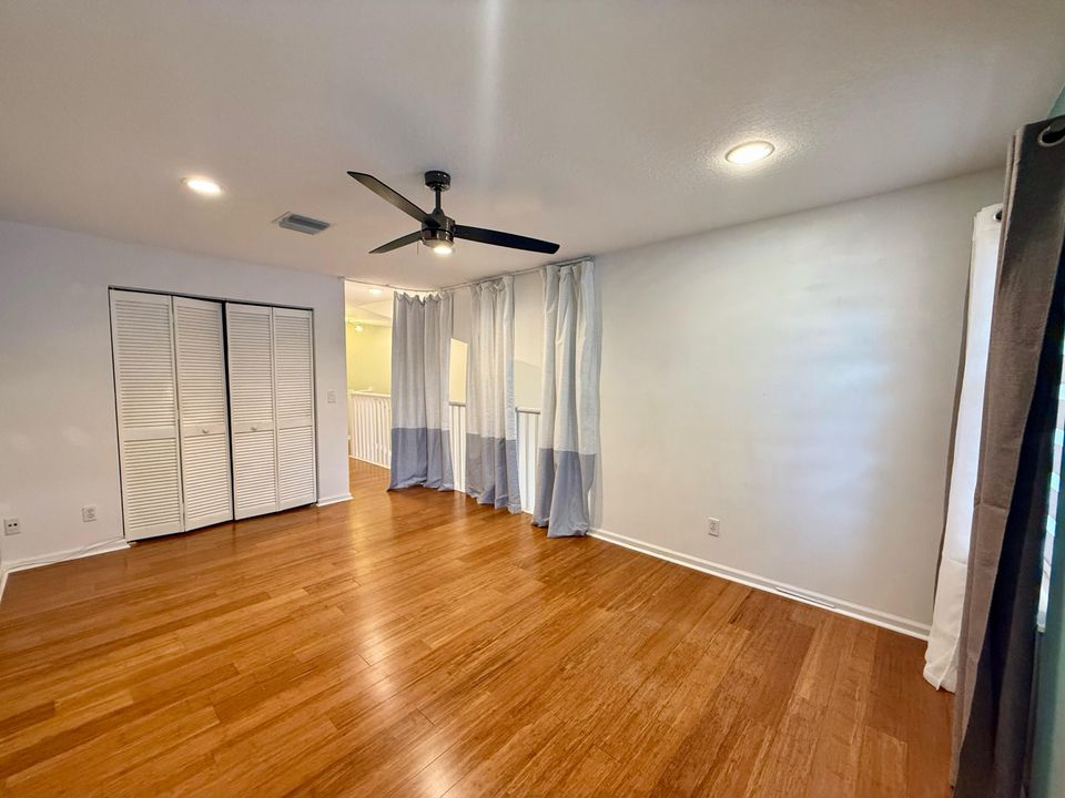 For Sale: $450,000 (2 beds, 2 baths, 1479 Square Feet)