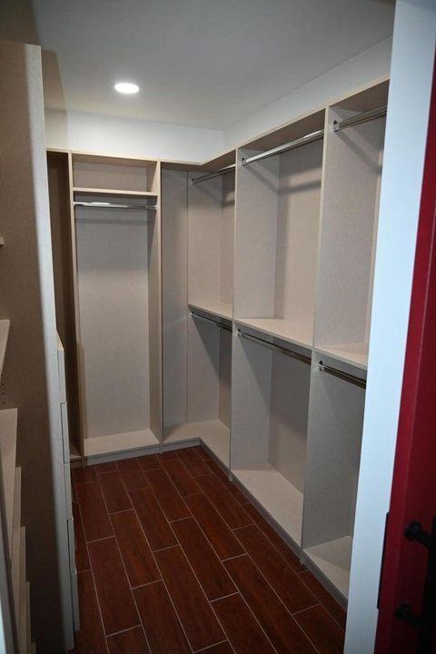 For Sale: $675,000 (3 beds, 2 baths, 1854 Square Feet)