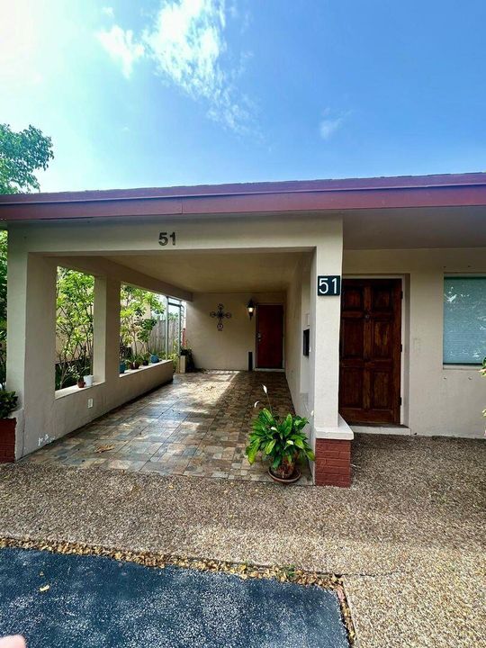 For Rent: $3,350 (3 beds, 2 baths, 1144 Square Feet)