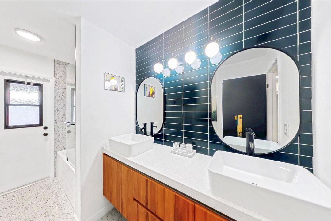 待售: $799,000 (4 贝兹, 2 浴室, 2236 平方英尺)