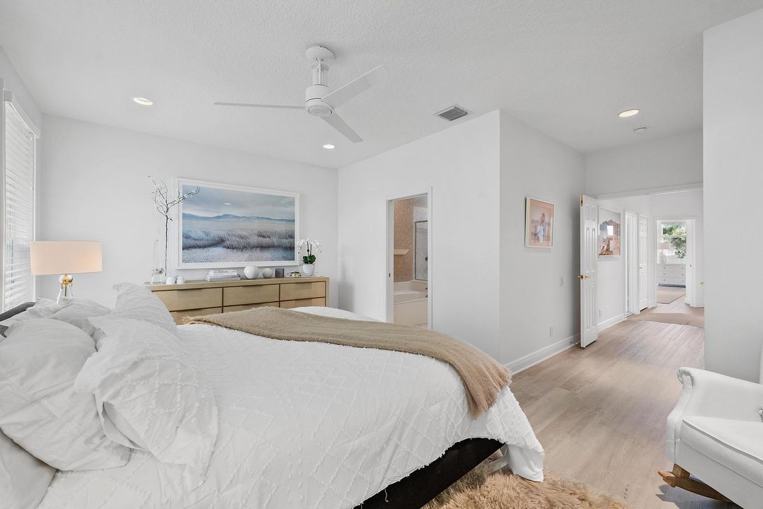 For Sale: $789,000 (3 beds, 2 baths, 2200 Square Feet)