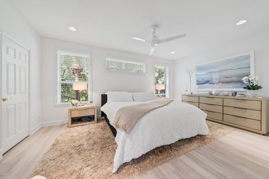 For Sale: $789,000 (3 beds, 2 baths, 2200 Square Feet)