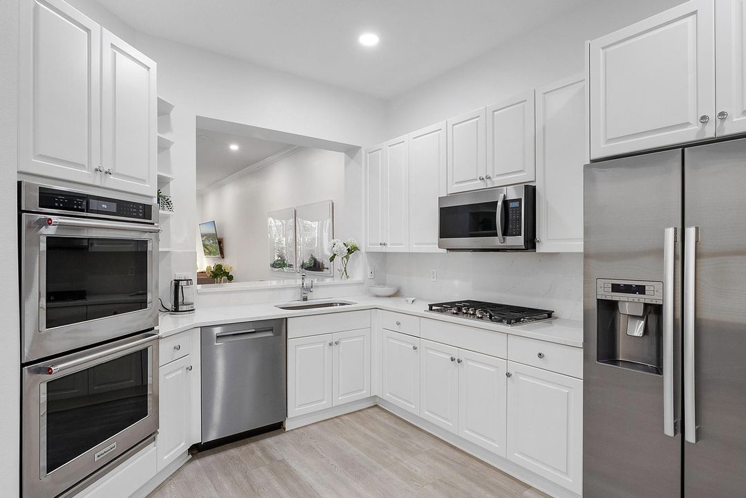 For Sale: $789,000 (3 beds, 2 baths, 2200 Square Feet)