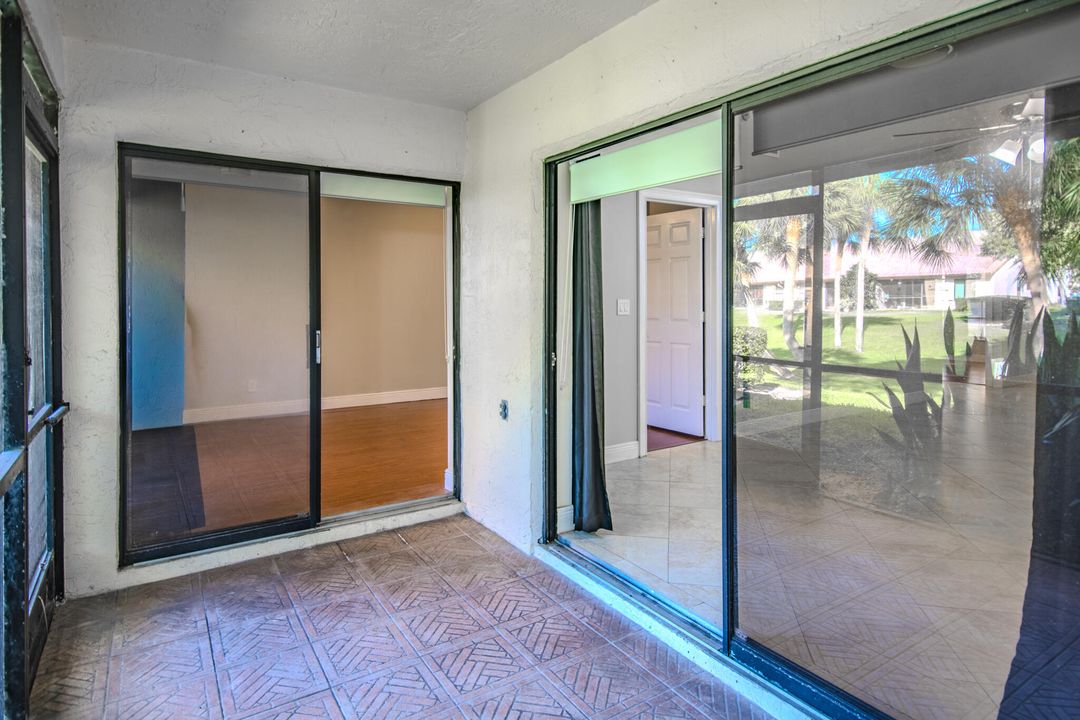 For Sale: $450,000 (2 beds, 2 baths, 1054 Square Feet)