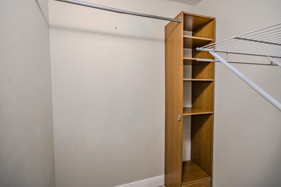 For Sale: $450,000 (2 beds, 2 baths, 1054 Square Feet)