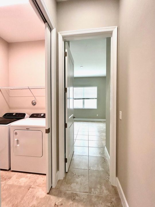 For Rent: $3,400 (3 beds, 3 baths, 2042 Square Feet)