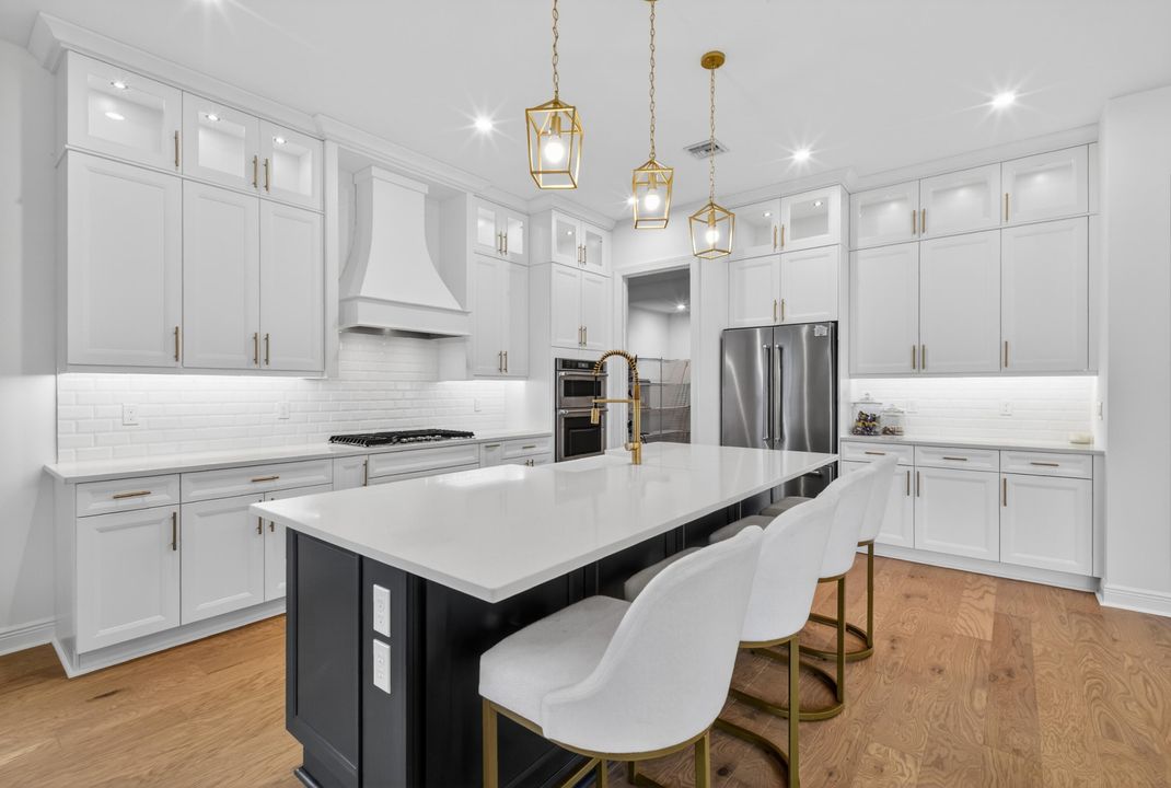 For Rent: $7,500 (4 beds, 3 baths, 3053 Square Feet)