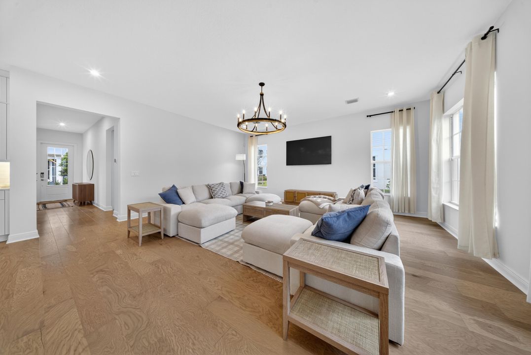 For Rent: $7,500 (4 beds, 3 baths, 3053 Square Feet)