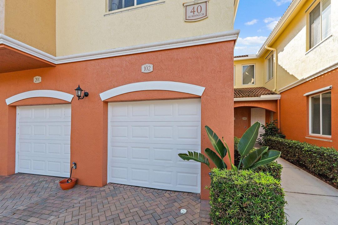 На продажу: $365,000 (3 спален, 2 ванн, 1671 Квадратных фут)