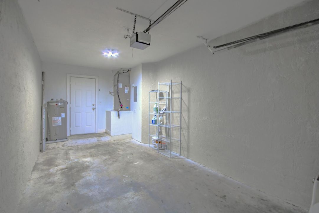 For Sale: $450,000 (2 beds, 2 baths, 1054 Square Feet)