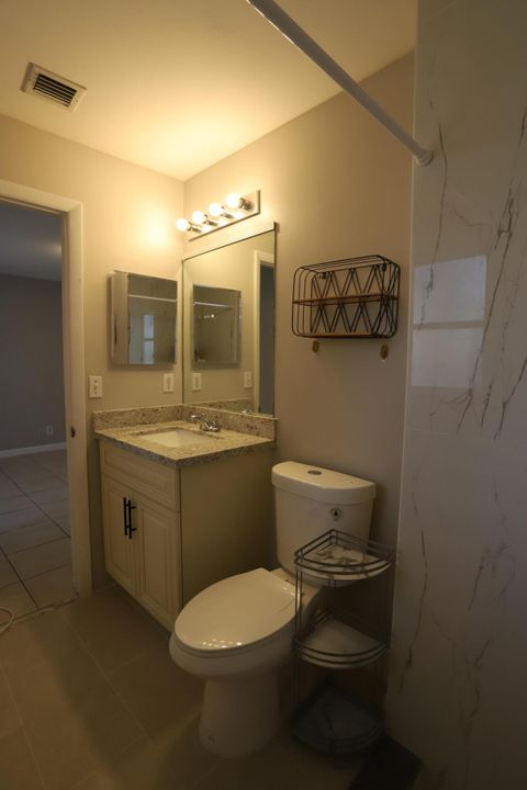 For Rent: $2,300 (2 beds, 2 baths, 1365 Square Feet)