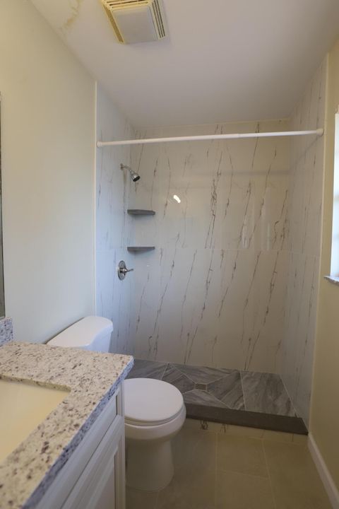 For Rent: $2,300 (2 beds, 2 baths, 1365 Square Feet)