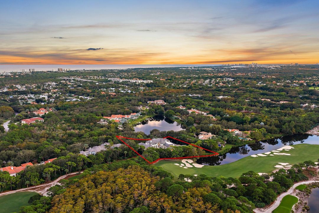 На продажу: $26,500,000 (6 спален, 8 ванн, 10401 Квадратных фут)