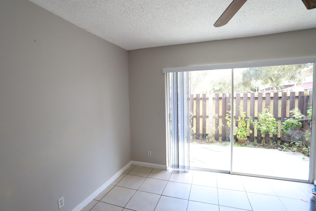 For Rent: $2,300 (2 beds, 2 baths, 1365 Square Feet)