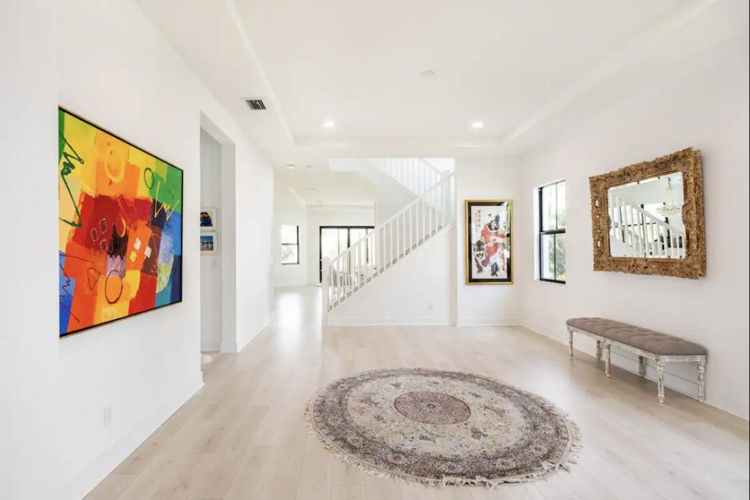 En Renta: $11,800 (4 camas, 3 baños, 3590 Pies cuadrados)