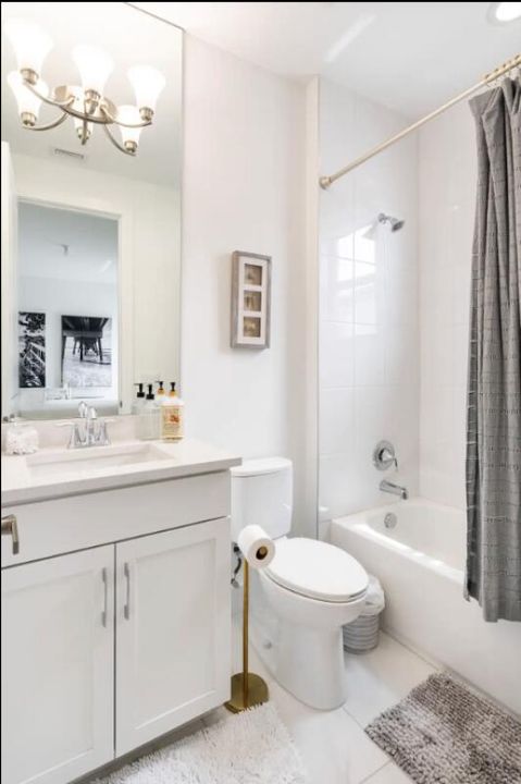 En Renta: $11,800 (4 camas, 3 baños, 3590 Pies cuadrados)