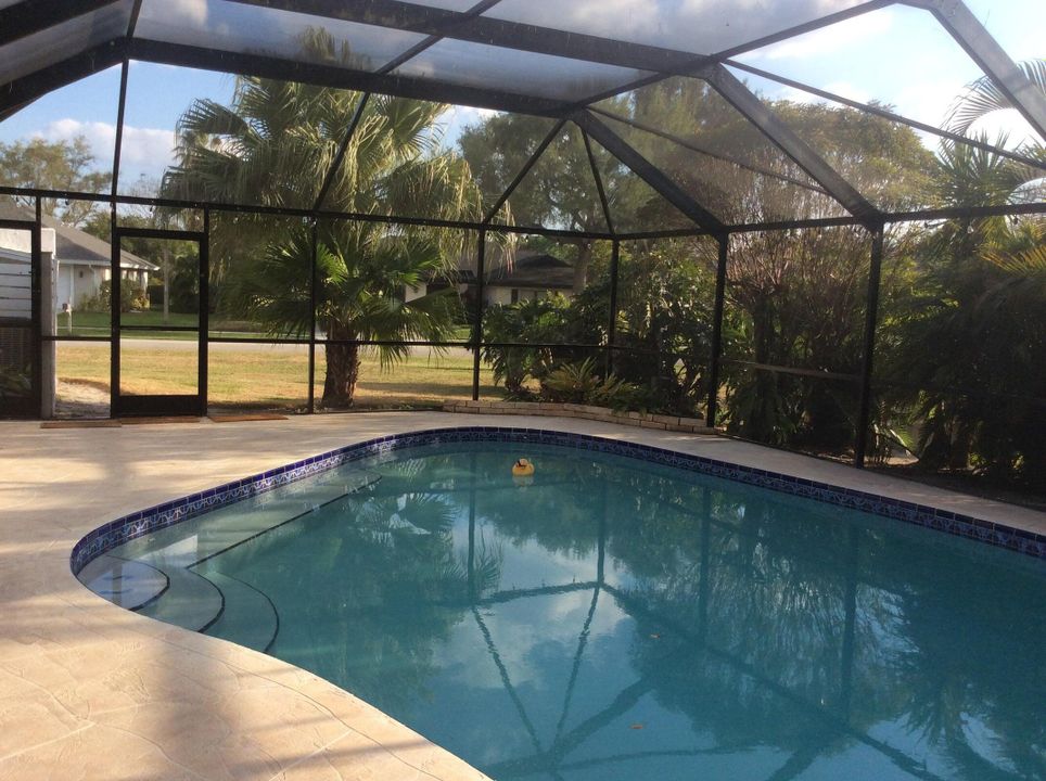 出租: $5,000 (4 贝兹, 3 浴室, 2179 平方英尺)