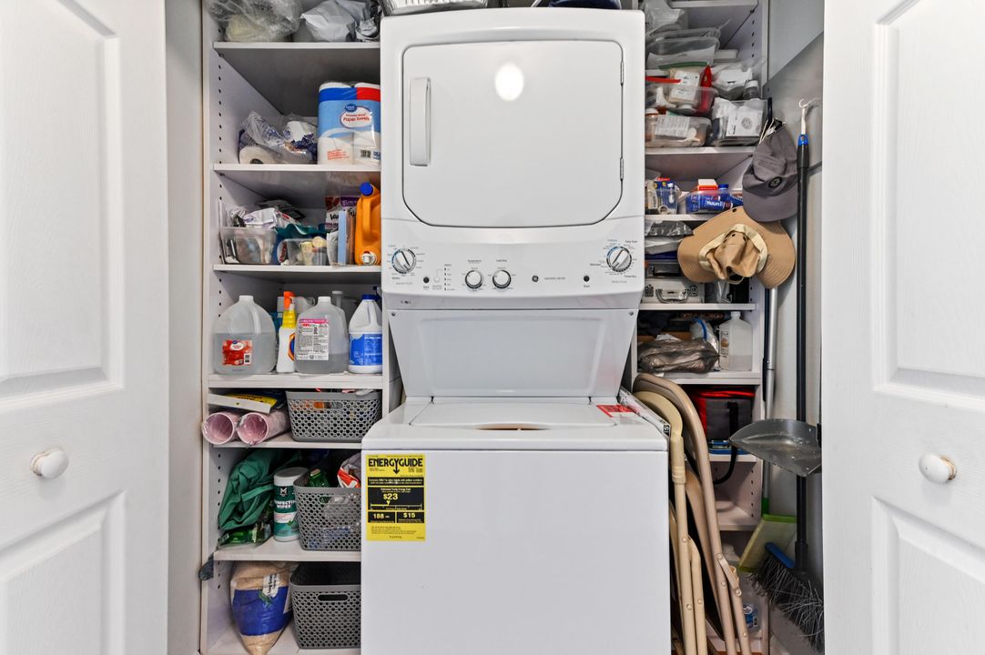 На продажу: $415,000 (3 спален, 2 ванн, 1505 Квадратных фут)