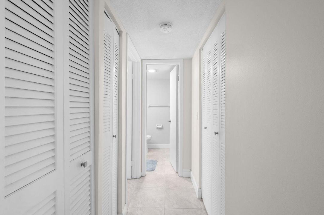 For Sale: $110,000 (2 beds, 2 baths, 1186 Square Feet)