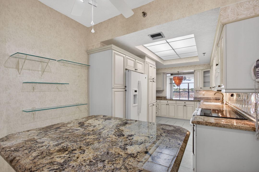 待售: $635,000 (2 贝兹, 2 浴室, 1535 平方英尺)