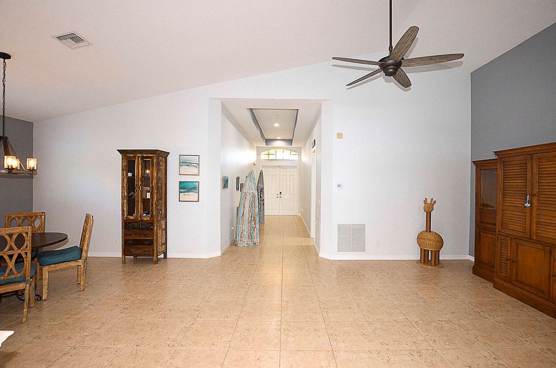 For Sale: $450,000 (4 beds, 3 baths, 2759 Square Feet)