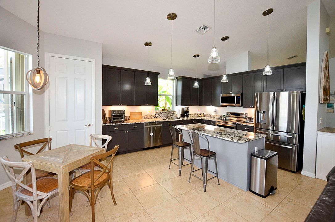 For Sale: $450,000 (4 beds, 3 baths, 2759 Square Feet)