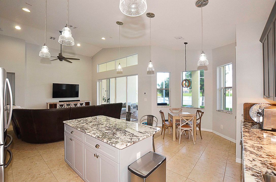 For Sale: $450,000 (4 beds, 3 baths, 2759 Square Feet)