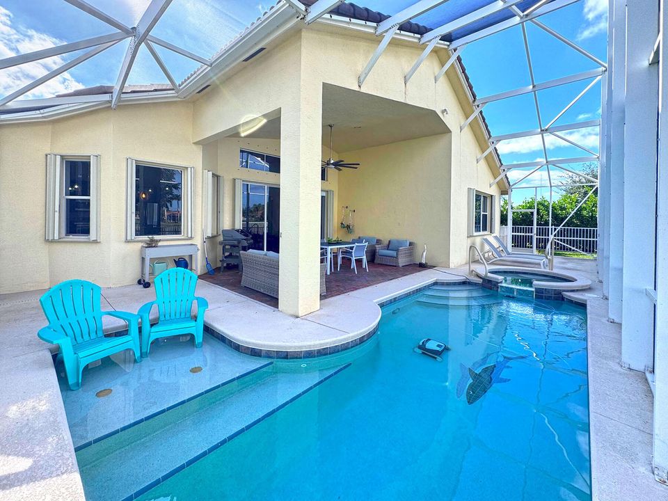 For Sale: $450,000 (4 beds, 3 baths, 2759 Square Feet)